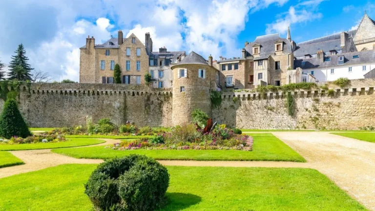 12 Langues Européennes Méconnues du Grand Public