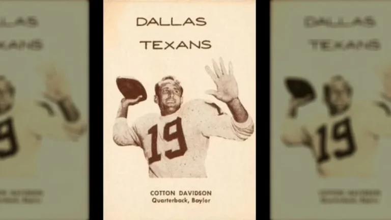 Découvrez Cotton Davidson, Premier Quarterback des Kansas City Chiefs