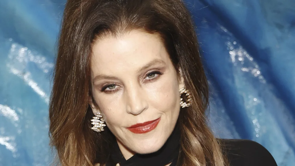 Décès de Lisa Marie Presley, fille d'Elvis, le 12 janvier 2023