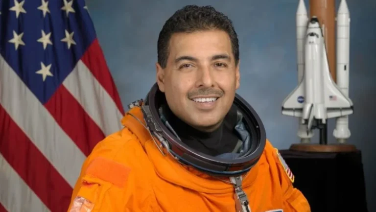 De Migrant à Astronaute, l&rsquo;incroyable vie de José Hernández