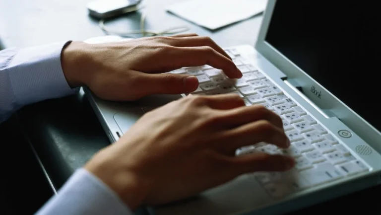 Enquêter ou pas Les experts du crime vrai analysent le phénomène