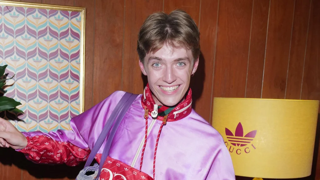 Francis Bourgeois l'Enthousiaste des Trains sur Internet