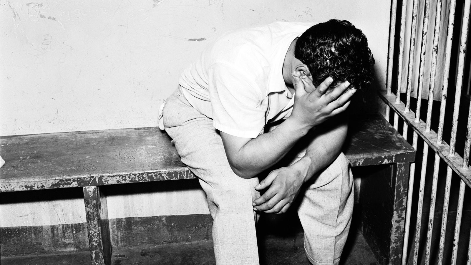 Histoire sombre des cellules de dégrisement à travers le monde