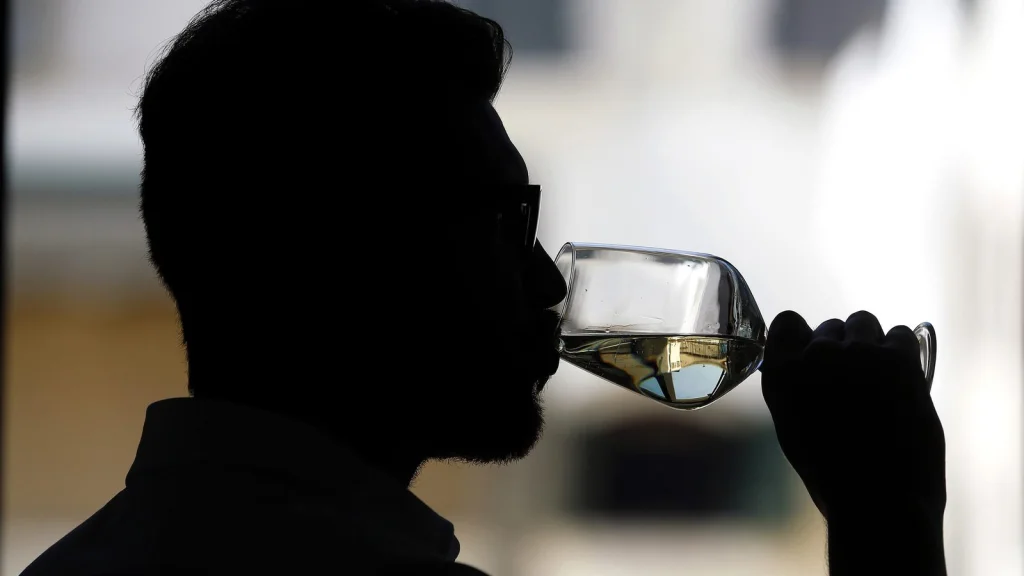 Histoires Vraies de Fraudes au Vin à Travers l'Histoire