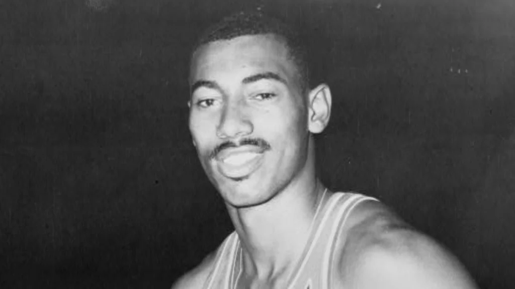 Impact Financier de l'Infarctus d'un Ami sur Wilt Chamberlain