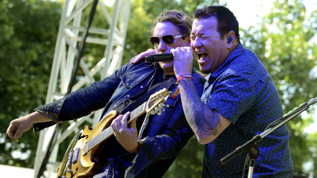 L'Inspiration Sombre de Walkin' On The Sun par Smash Mouth