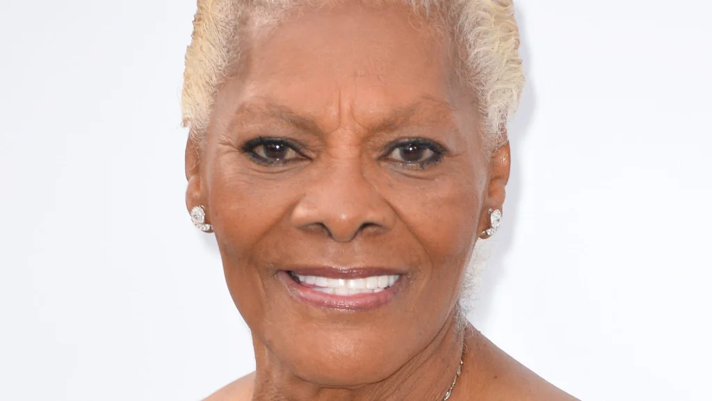 La Raison Étonnante de la Rencontre Entre Dionne Warwick et des Rappeurs