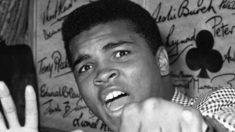 L&rsquo;album insolite de Muhammad Ali contre les caries dentaires