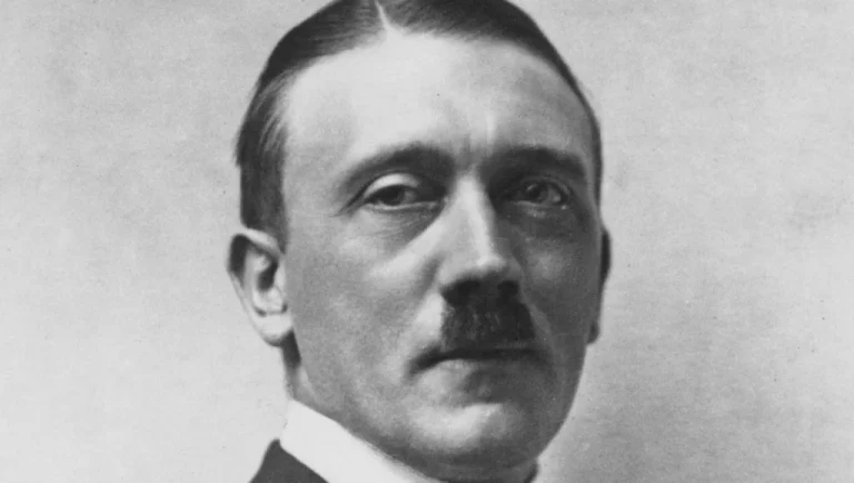 Le commerce lucratif des fausses œuvres d&rsquo;art d&rsquo;Adolf Hitler