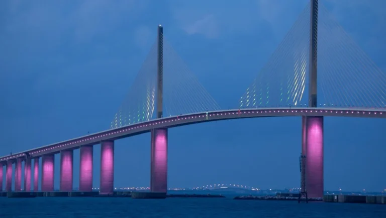 Le désastre du pont Sunshine Skyway en 1980, 35 morts