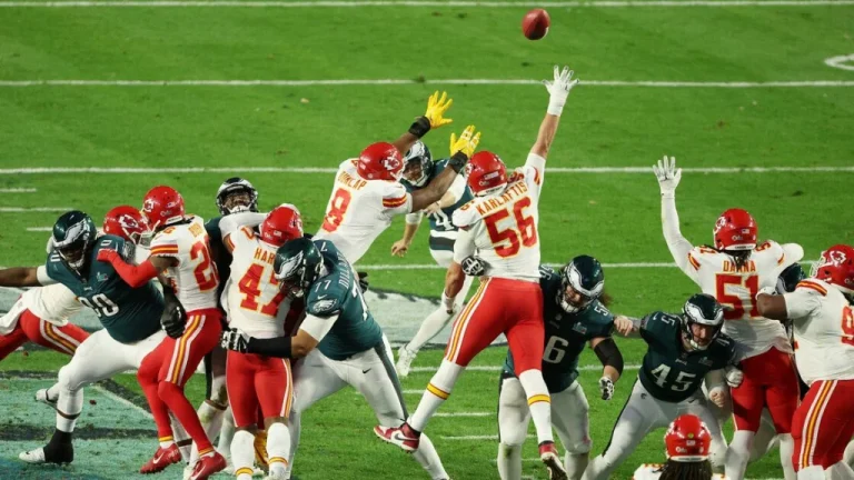 Le gazon du Super Bowl à 1 million de dollars et 2 ans de travail
