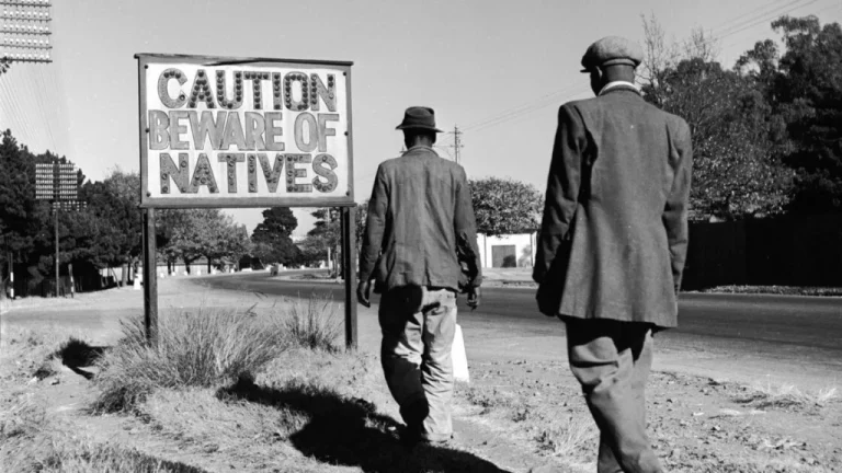 Le procès de trahison de 1956 en Afrique du Sud expliqué