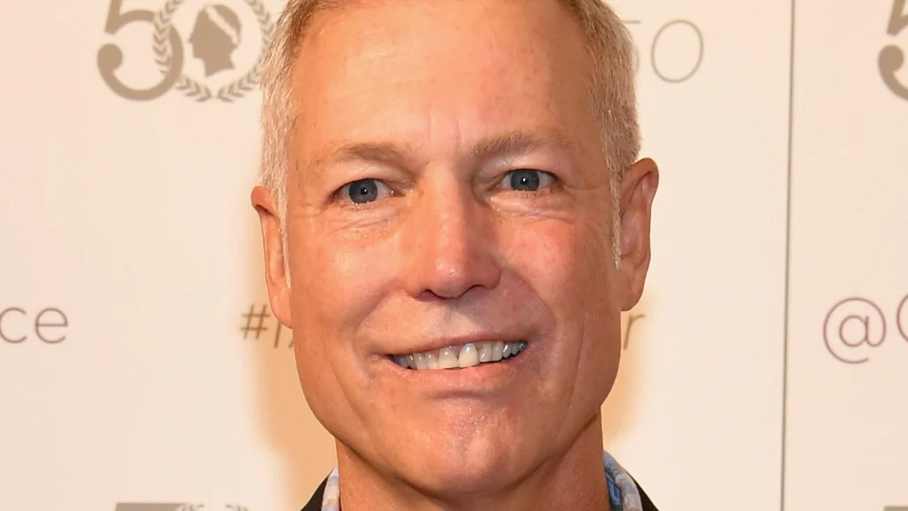 Le saut légendaire que Robbie Knievel a réalisé, pas Evel