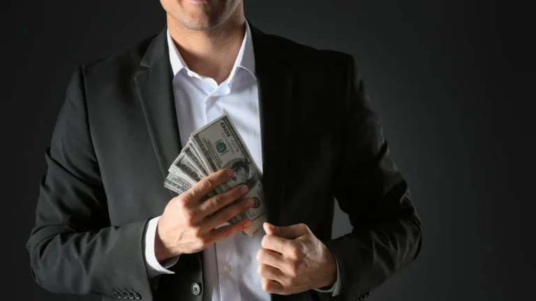 Les Plus Gros Scandales de Fraude Caritative aux USA