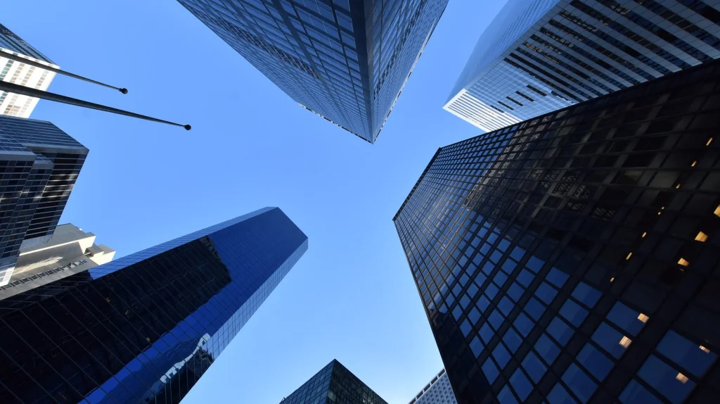 Lien entre Anthony Camello et QAnon dans le meurtre d'un chef de mafia