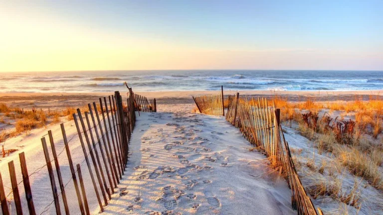 Long Island est-elle vraiment une île ? Réponse complexe et histoire