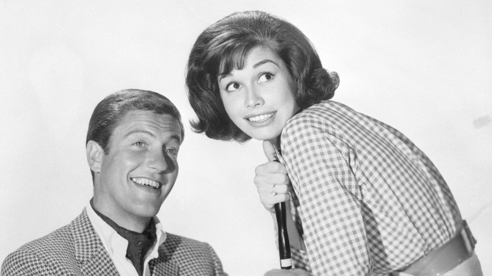 Mary Tyler Moore et Dick Van Dyke étaient-ils amis hors écran?
