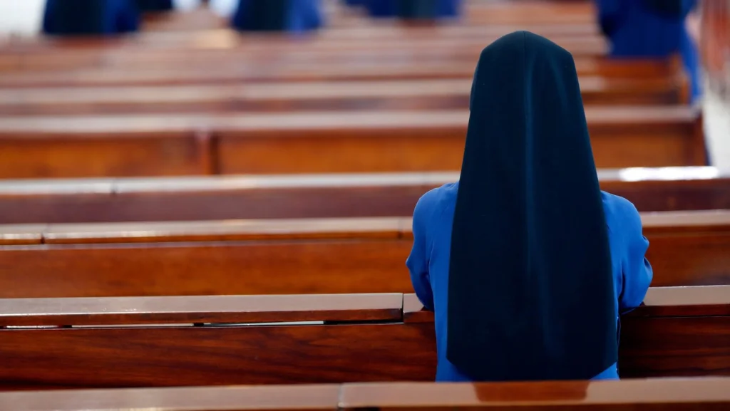 Mystère Non Résolu d'une Jeune Nonne Assassinée en 1977