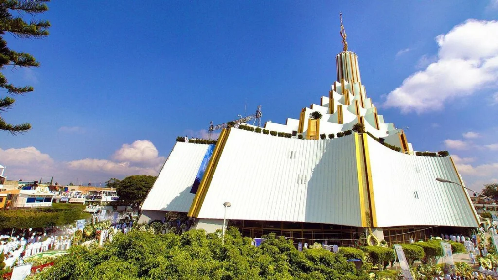 Où se trouve Naasón Joaquín García, pasteur déchu, aujourd'hui ?