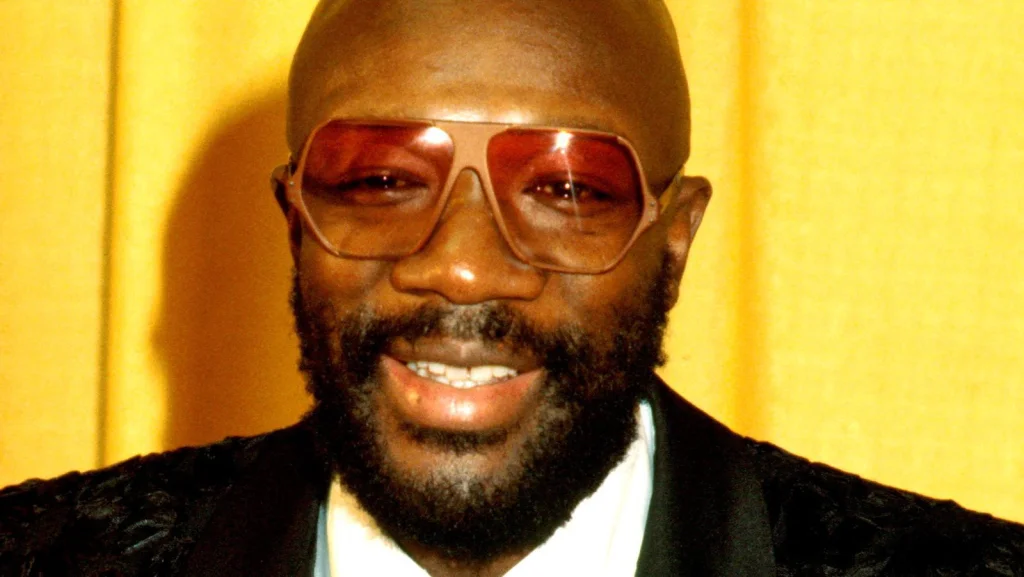 Pourquoi Isaac Hayes portait-il un gilet en chaînes dorées ?