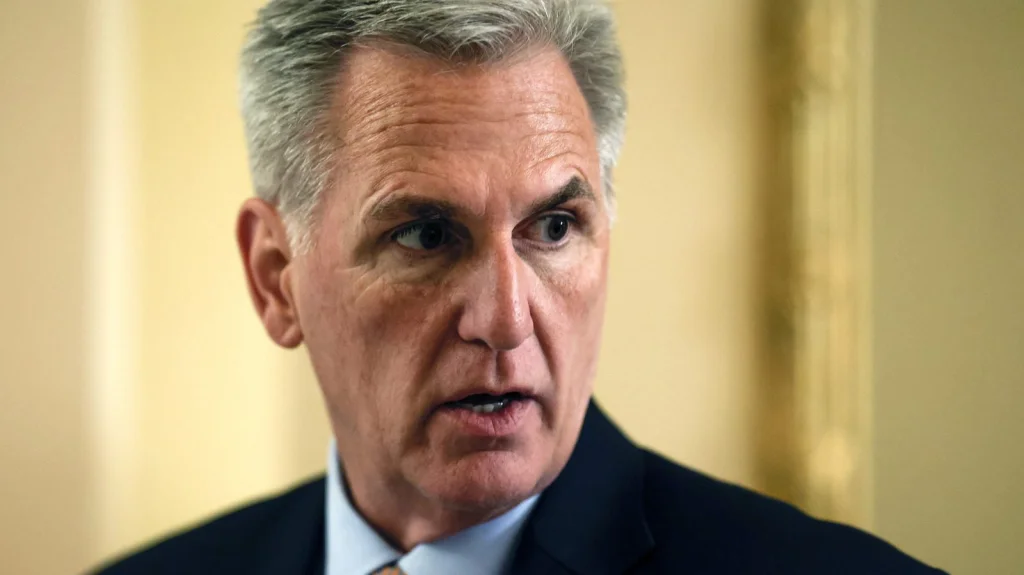 Pourquoi la chute de Kevin McCarthy est historique et ses impacts
