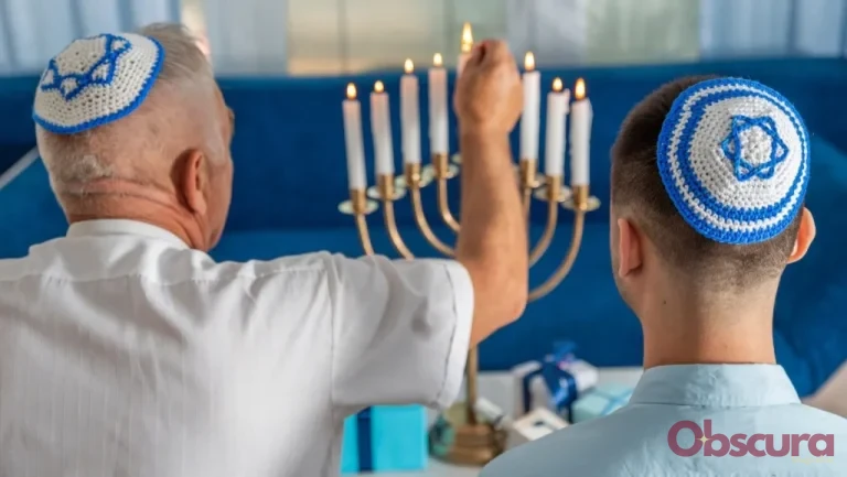 Pourquoi le Bleu est Synonyme de Décorations de Hanoukka