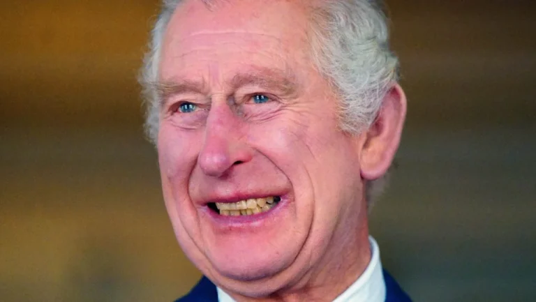 Signification cachée de l’emblème du couronnement du roi Charles III