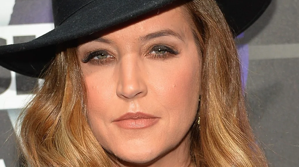 Signification du tatouage commun de Lisa Marie Presley et son fils