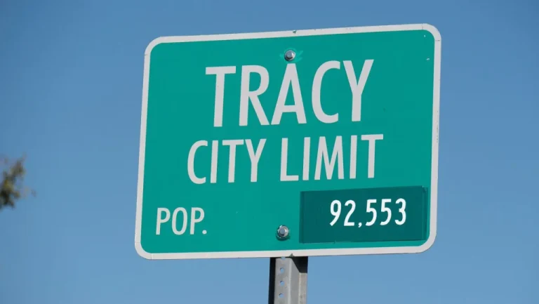 Tracy Californie Est-elle la Vraie Night Vale Voici Pourquoi