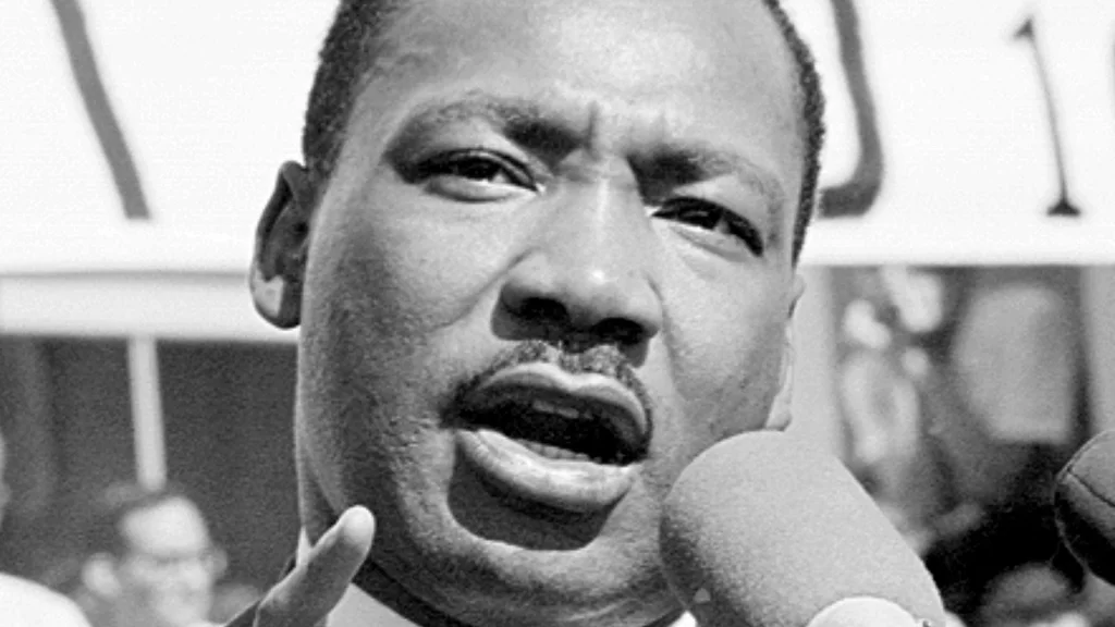 Carrière policière liée à deux icônes américaines