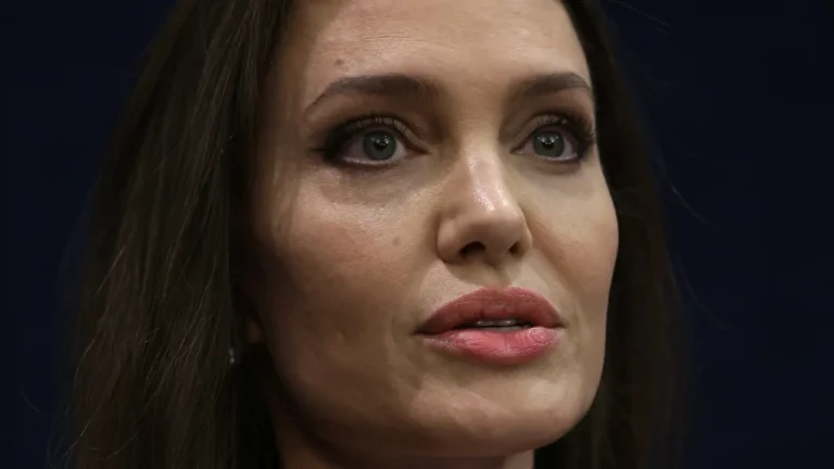 Détails tragiques sur la vie d&rsquo;Angelina Jolie