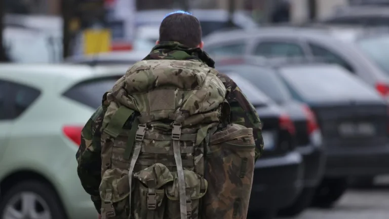 Être Combattant Étranger en Ukraine Signification et Rôle