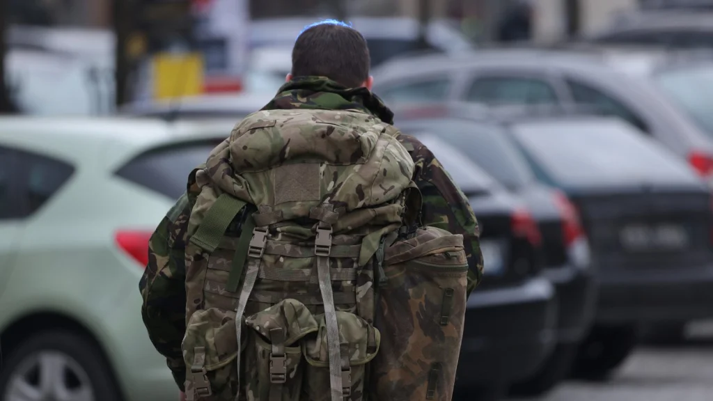 Être Combattant Étranger en Ukraine Signification et Rôle