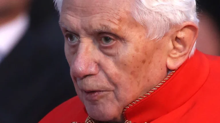 Histoire des Papes nommés Benoît et leurs origines mystérieuses