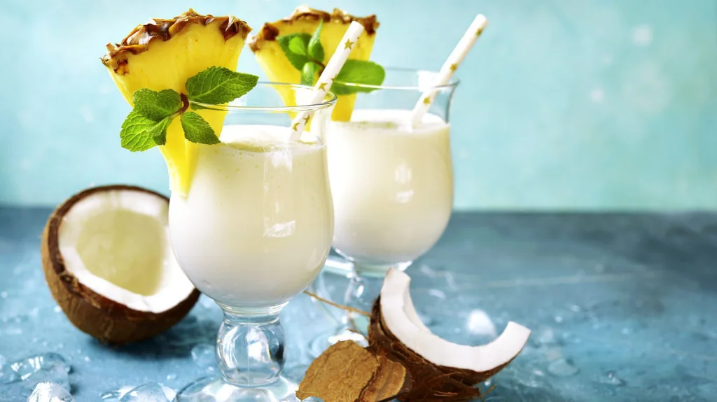 Histoire du Nom du Célèbre Cocktail Piña Colada