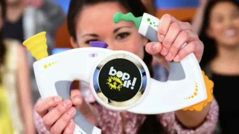 L&rsquo;évolution fascinante du jeu interactif Bop-it au fil des ans