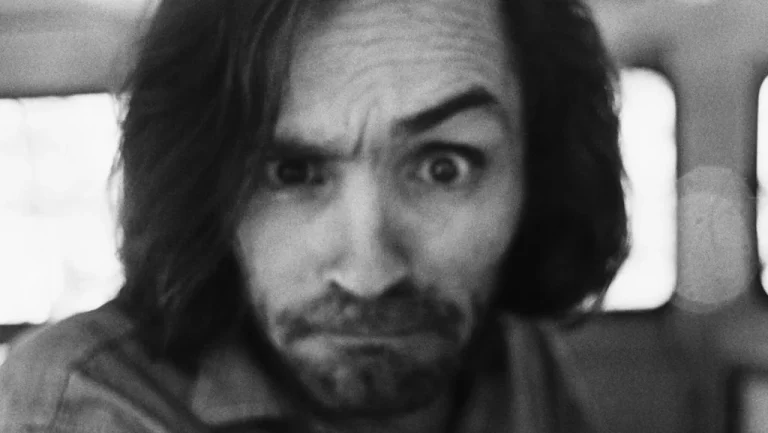 La Vérité Sombre sur Kathleen Maddox, Mère de Manson