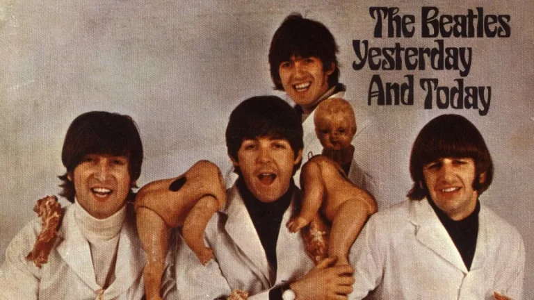 La vérité sur la pochette choc des Beatles Yesterday and Today