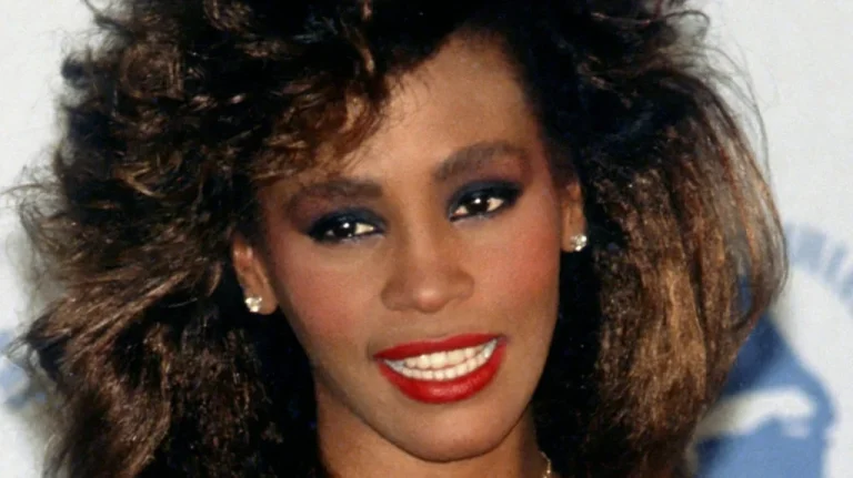 Le choc de la marraine de Whitney Houston après sa défense