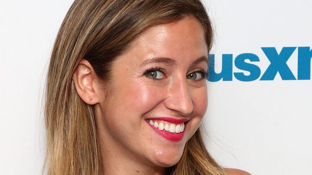 Où est Rachel Williams d'Inventing Anna aujourd'hui