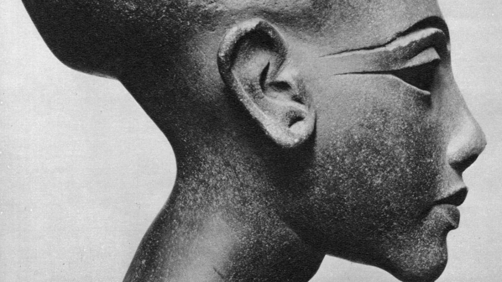 Pourquoi les Anciens Égyptiens se rasaient tous les cheveux