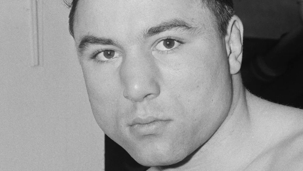 Rencontre avec George Chuvalo, le boxeur poids lourd invaincu