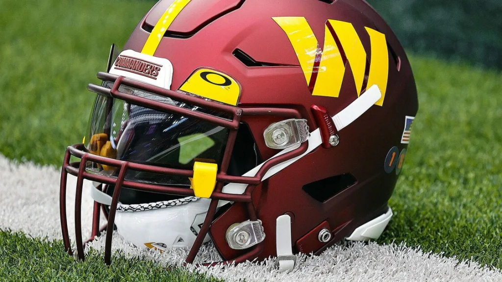 Rencontre avec les Hogs, le groupe défiant les Commanders et leur mascotte