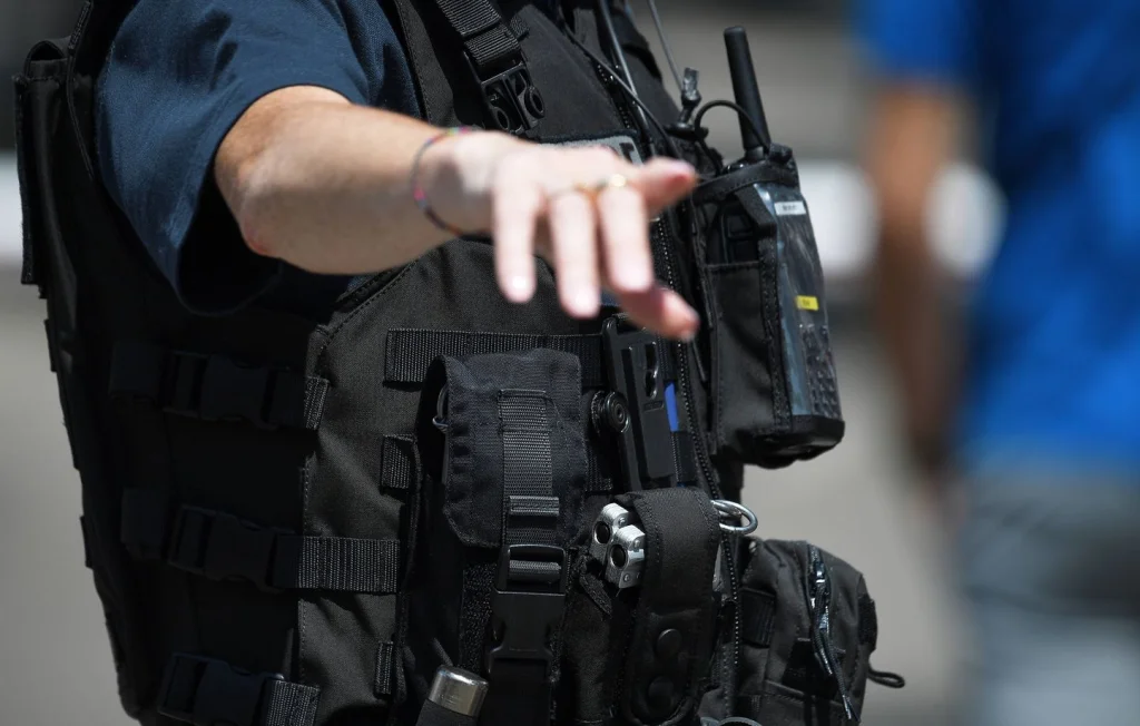 Accident à Montpellier : Automobiliste recherché après avoir percuté deux piétons