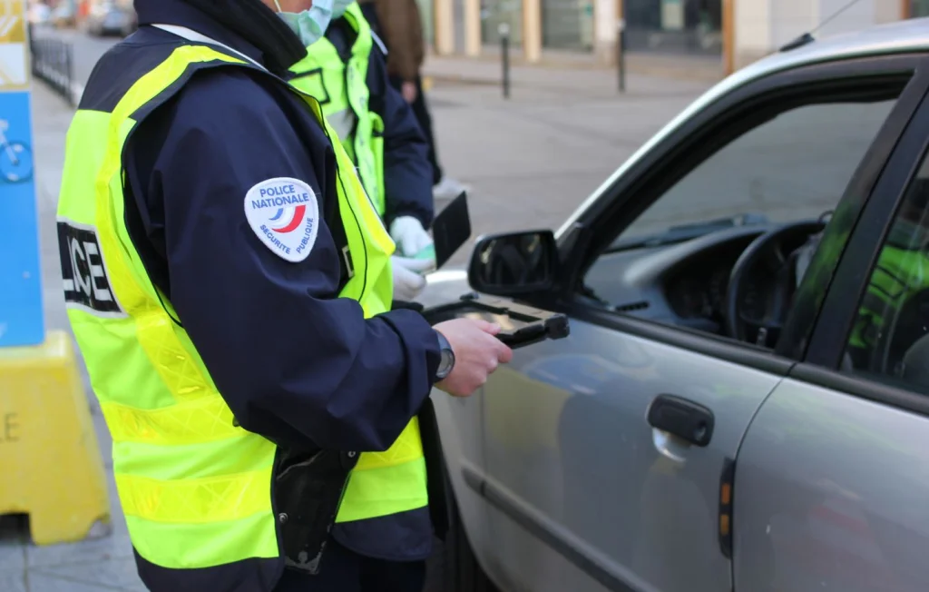 Automobiliste du Doubs sans permis depuis le siècle dernier tombe lors d’un contrôle routier