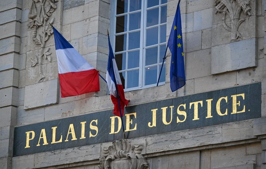 Condamnation de deux jeunes femmes pour dépouillement et séquestration d'un septuagénaire à Metz