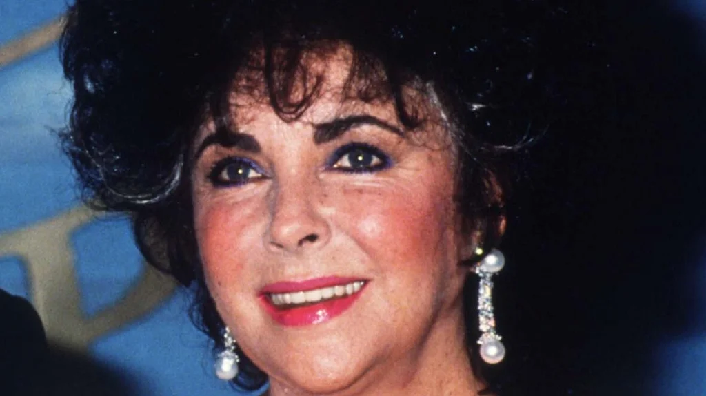 Découvrez le lien entre les enfants d'Elizabeth Taylor et une star de SVU
