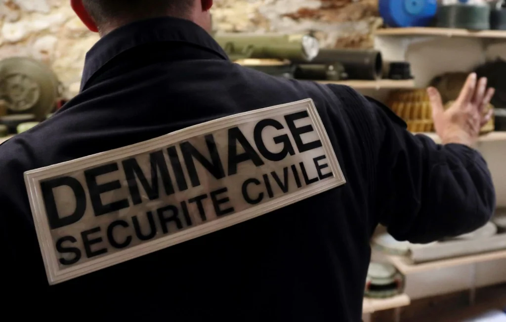 Évacuation d'un collège à Vesoul suite à la découverte d'un obus par un élève