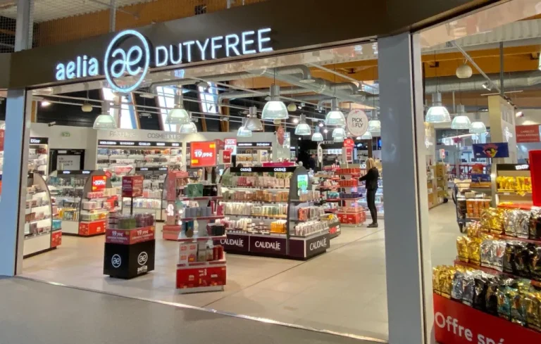 Homme de 36 ans jugé pour vols au duty free de l&rsquo;aéroport de Lyon