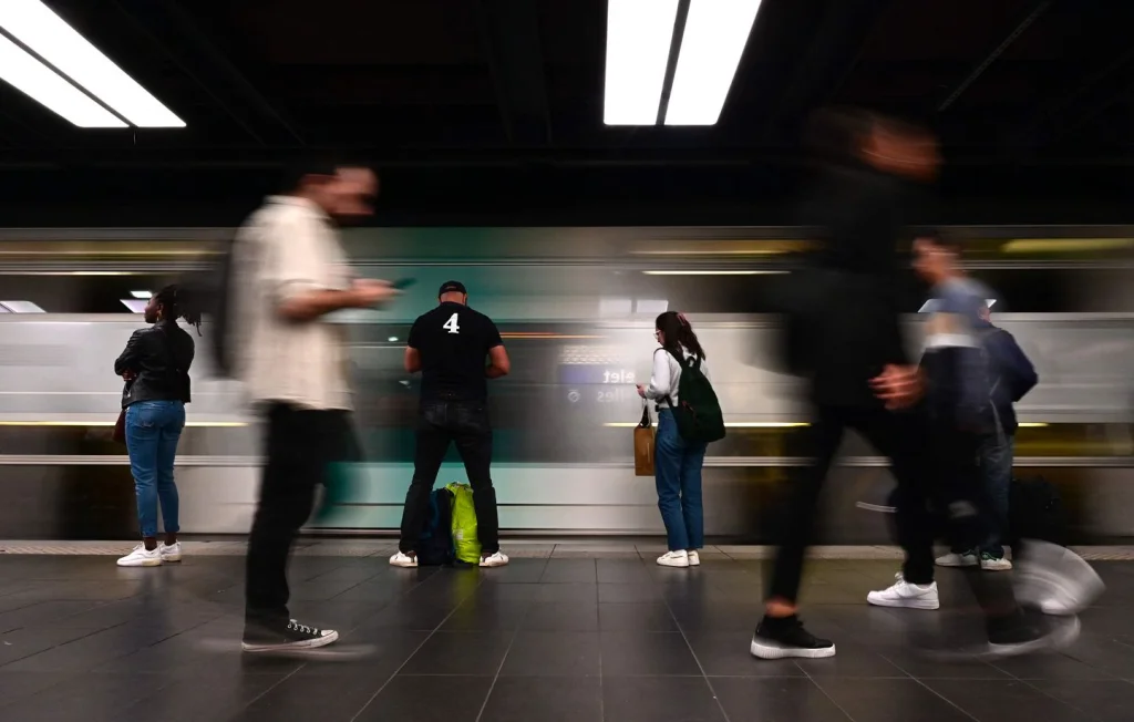 Interpellation à Paris : un homme jugé pour détention d'une carabine non chargée